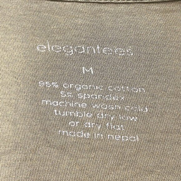 Elegantees Naomi Sleeveless Top in Golden Palm - Picture 3 of 5